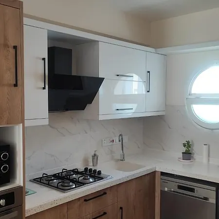 Apartament 2 Bedrooms At Caesar & Iskele Claudius 9 *