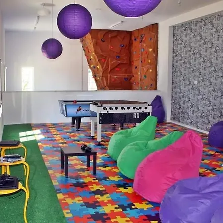 2 Bedrooms At Caesar & Iskele Claudius 9 *